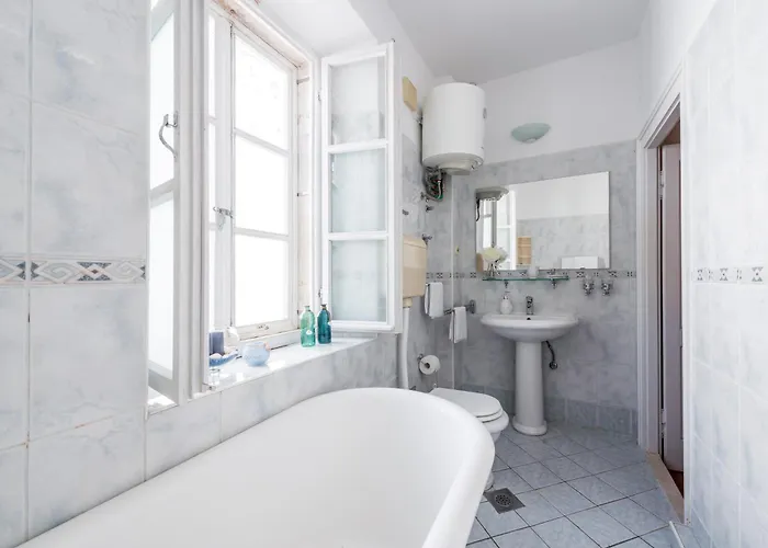 Adriatica * ドゥブロブニク