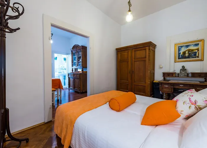 Adriatica * ドゥブロブニク