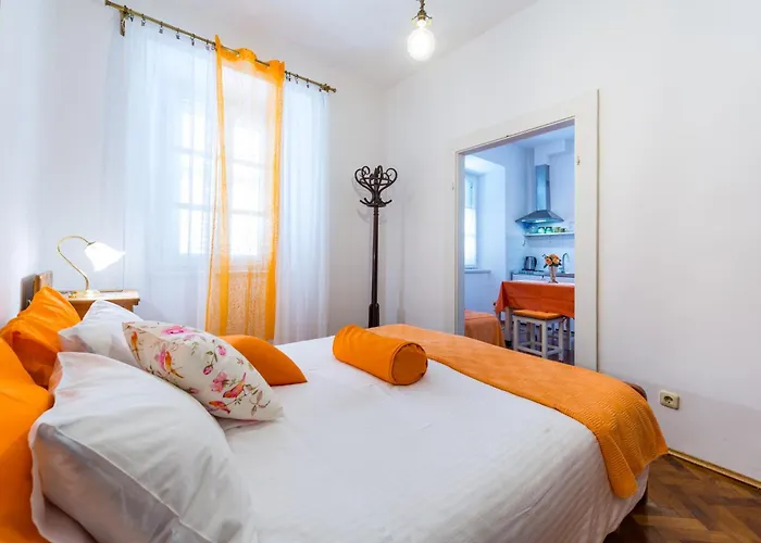 Adriatica ドゥブロブニク